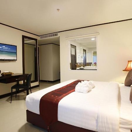 Orchid Resortel Patong Exterior photo