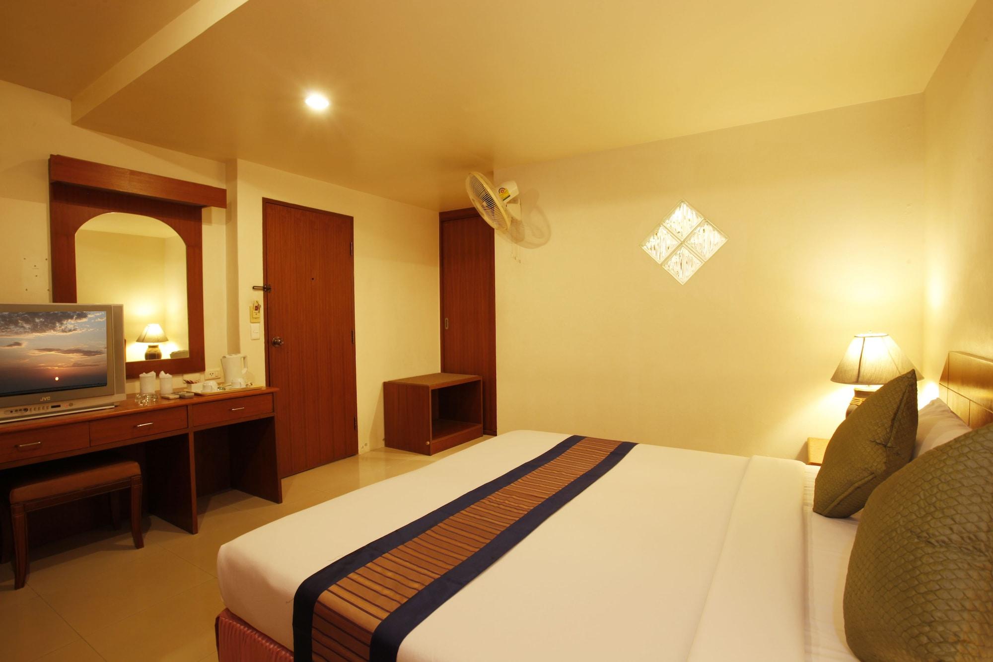 Orchid Resortel Patong Exterior photo