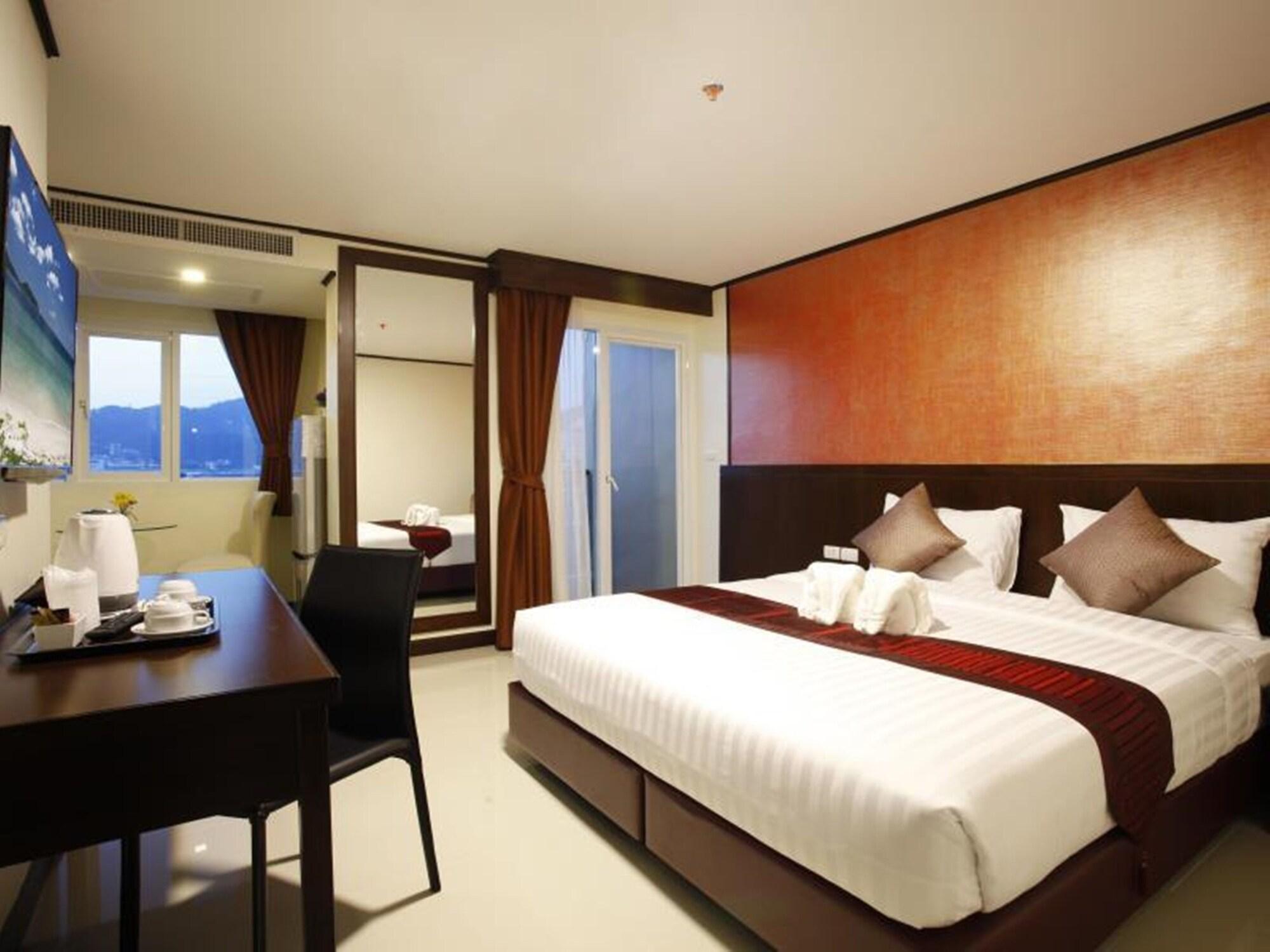 Orchid Resortel Patong Exterior photo