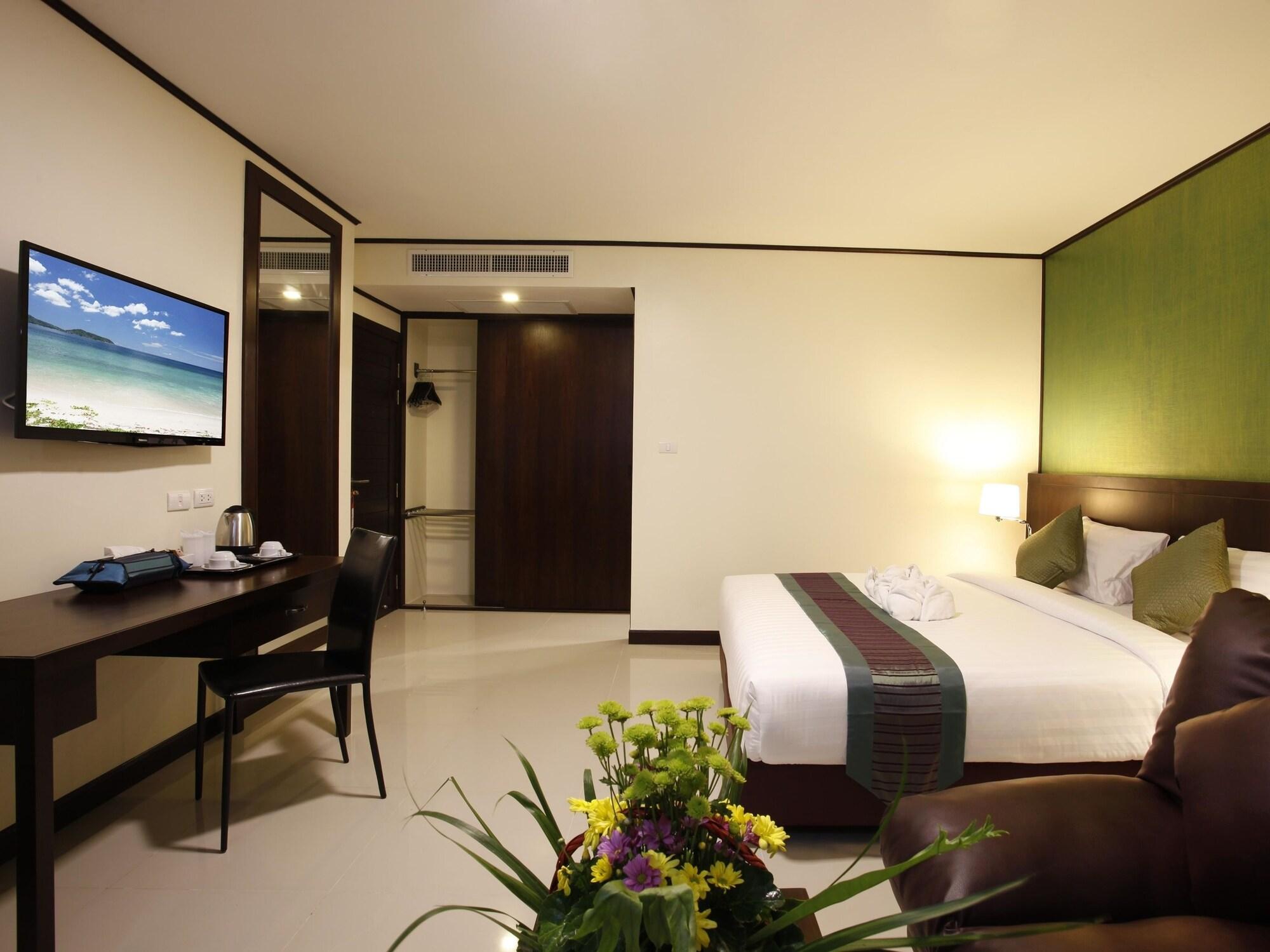 Orchid Resortel Patong Exterior photo