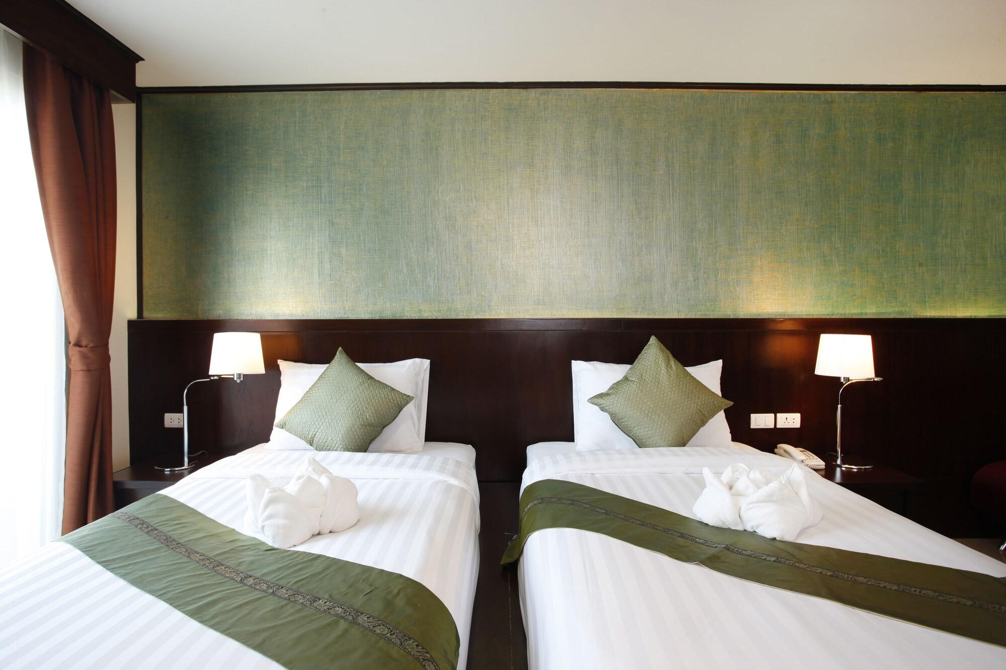 Orchid Resortel Patong Exterior photo