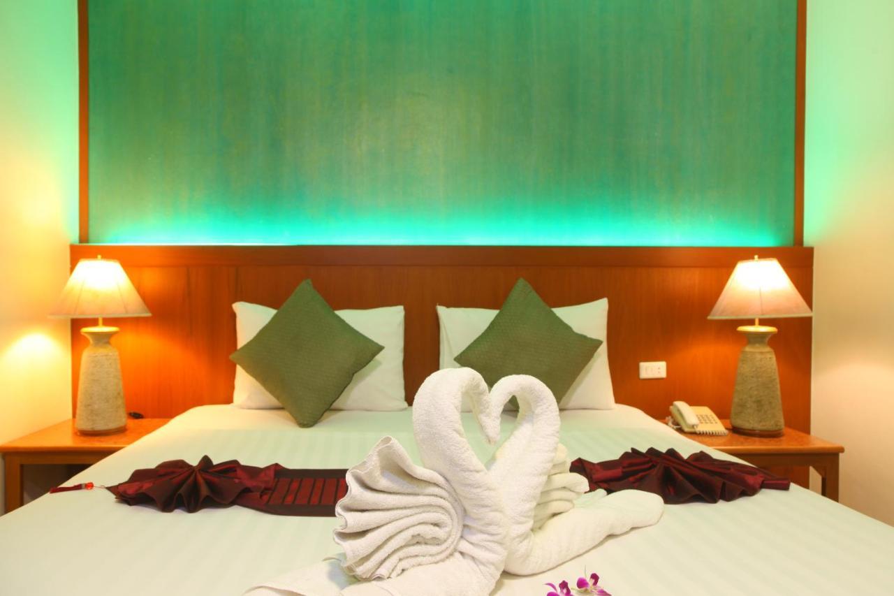 Orchid Resortel Patong Exterior photo