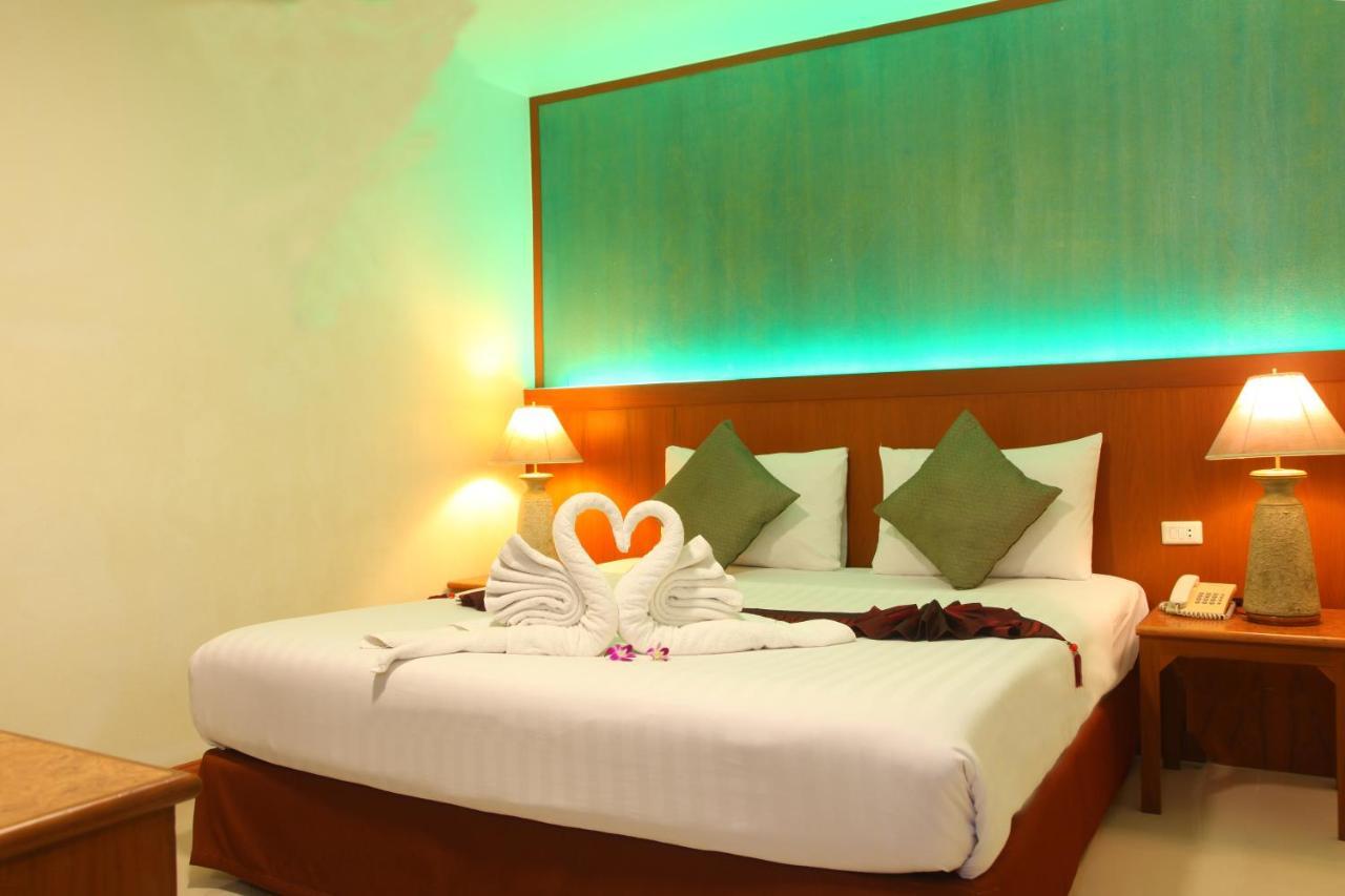 Orchid Resortel Patong Exterior photo