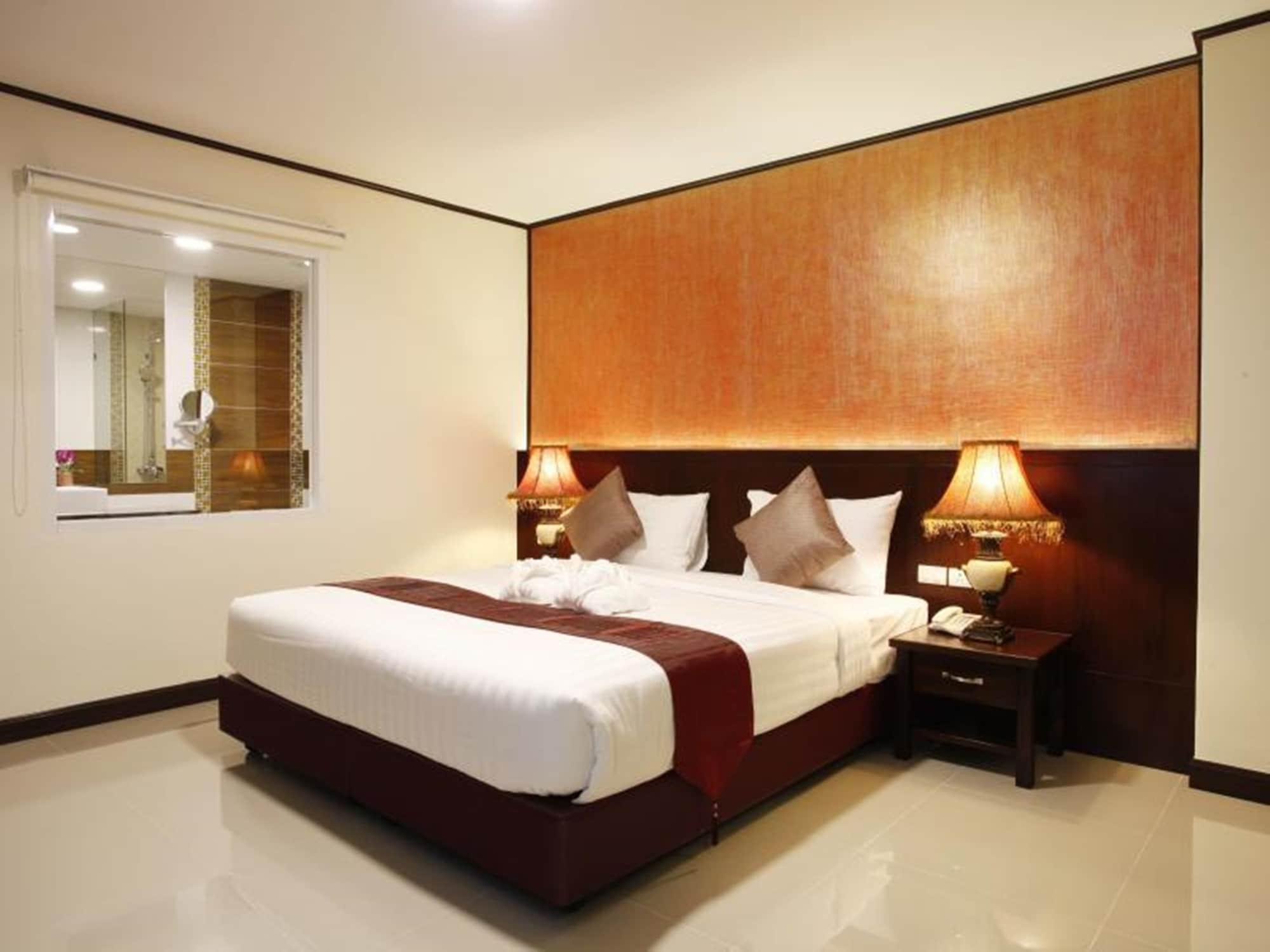 Orchid Resortel Patong Exterior photo