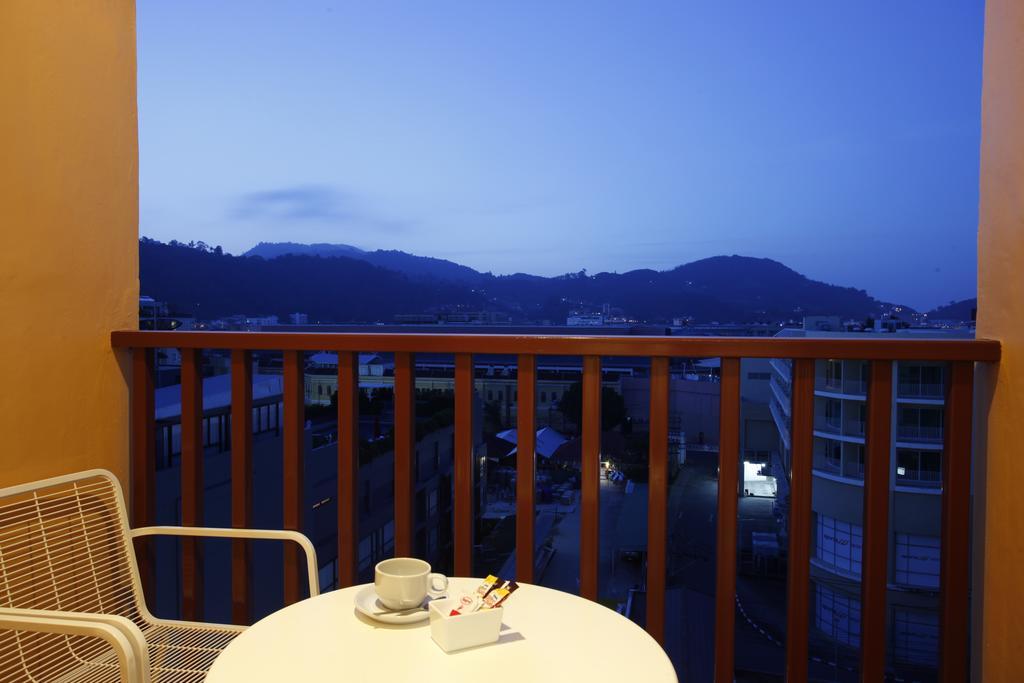Orchid Resortel Patong Exterior photo