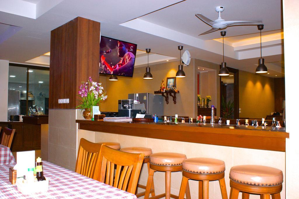 Orchid Resortel Patong Exterior photo