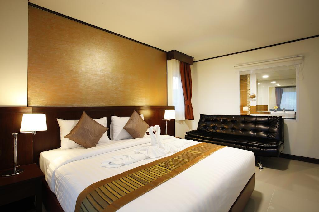 Orchid Resortel Patong Exterior photo
