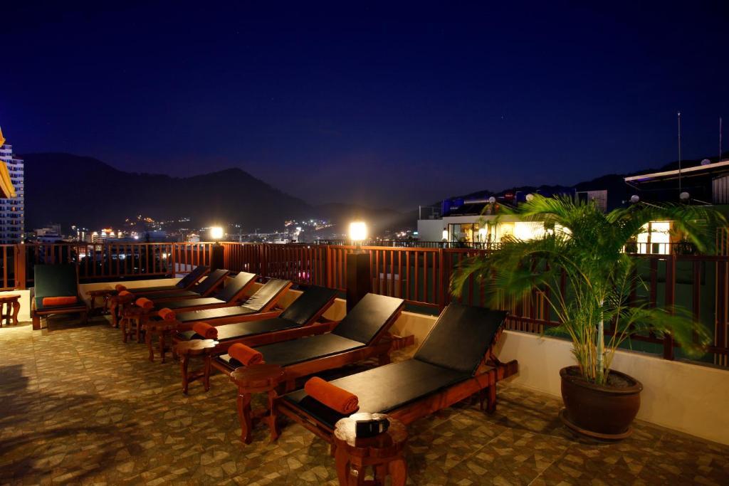Orchid Resortel Patong Exterior photo