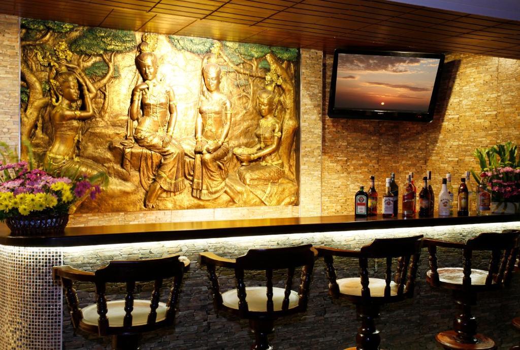 Orchid Resortel Patong Exterior photo