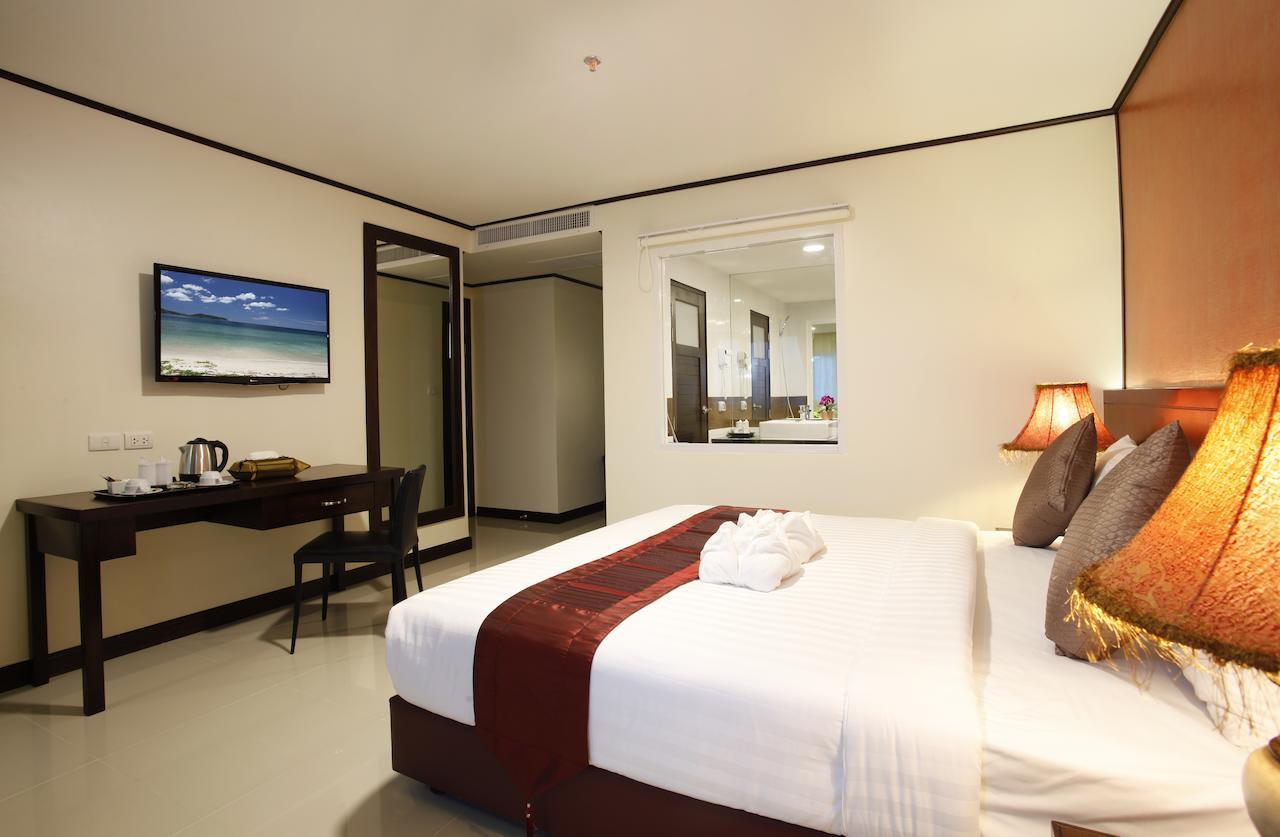 Orchid Resortel Patong Exterior photo